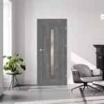 Ekodangos PREMIUM vidaus durys – elegantiškas ir patvarus pasirinkimas. Aukštos kokybės ekodanga užtikrina ilgaamžiškumą, lengvą priežiūrą ir modernų dizainą, tinkantį įvairiems interjerams.
