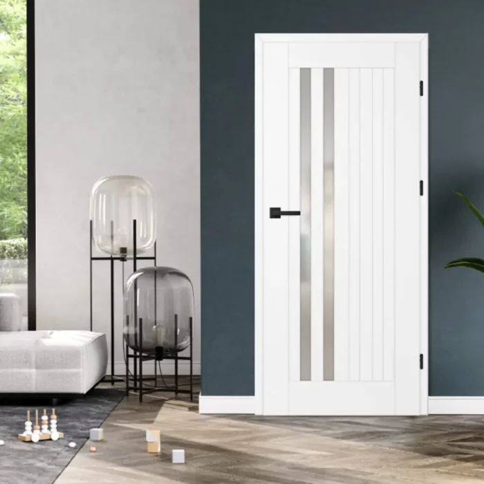 Ekodangos PREMIUM vidaus durys – modernus ir elegantiškas pasirinkimas. Epimedium kolekcijos lygiabriaunė varčia su paslėptais vyriais (3 vnt.) ir magnetine spyna užtikrina šiuolaikišką dizainą bei funkcionalumą.